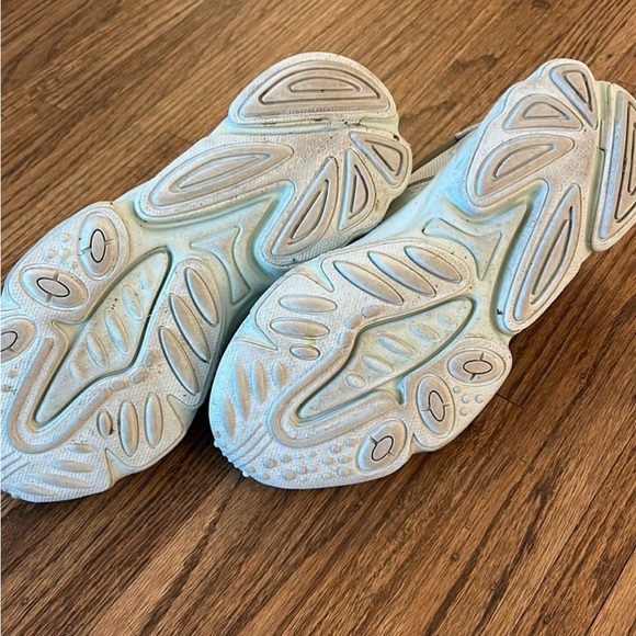 ADIDAS ORIGINALS OZWEEGO - WOMEN'S SNEAKERS SHOES GREEN - Picture 4 of 6